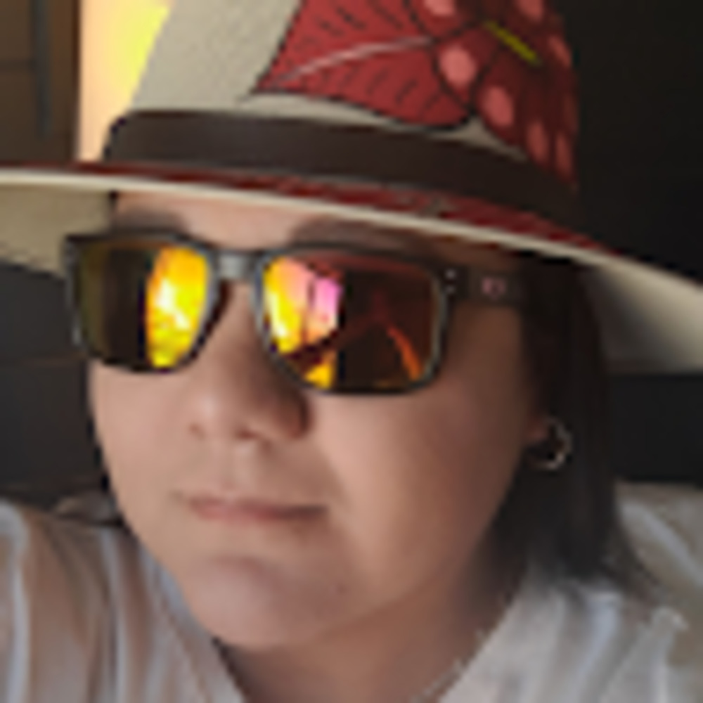 Meet your Posher, Beatriz